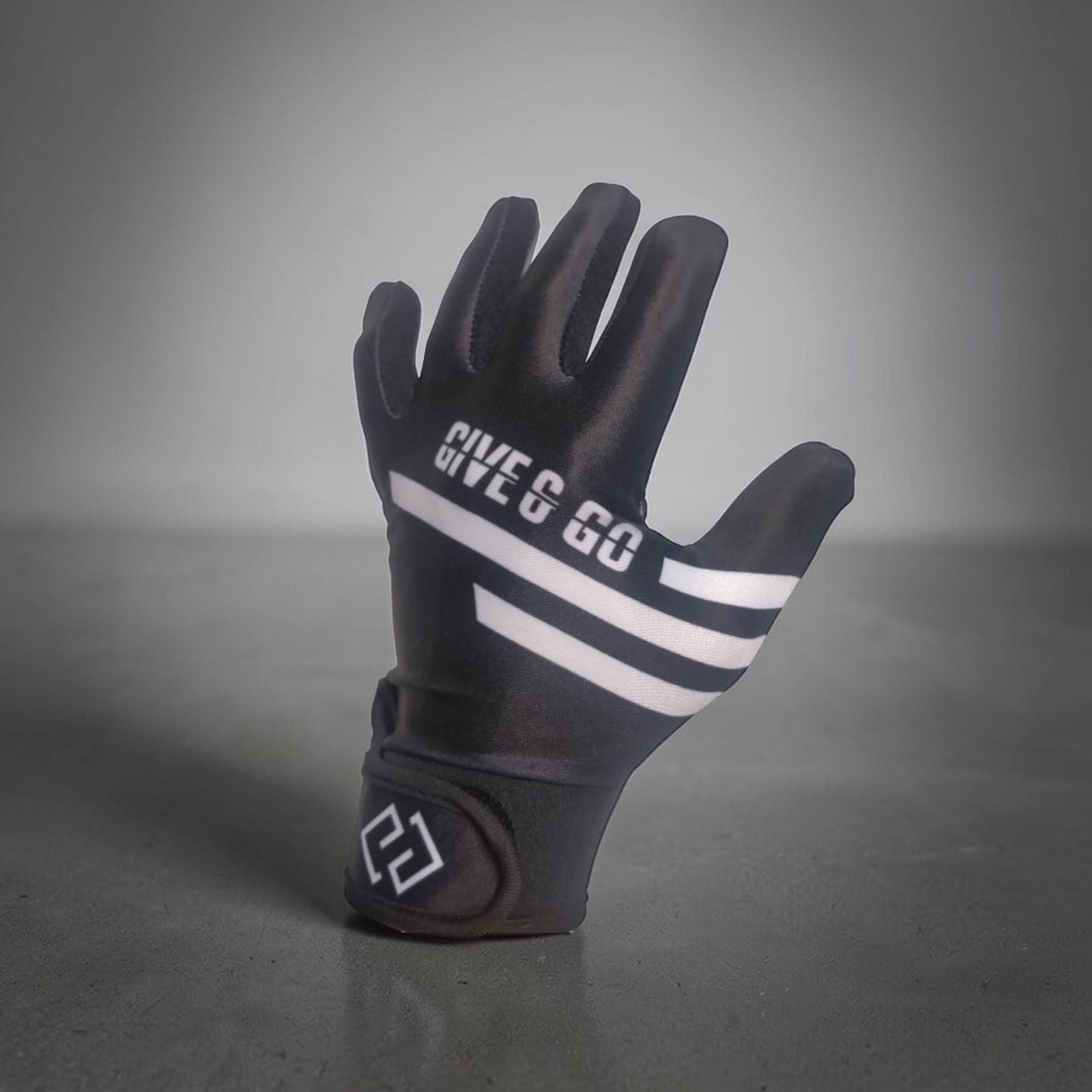 3 Stripe Glove Black|White